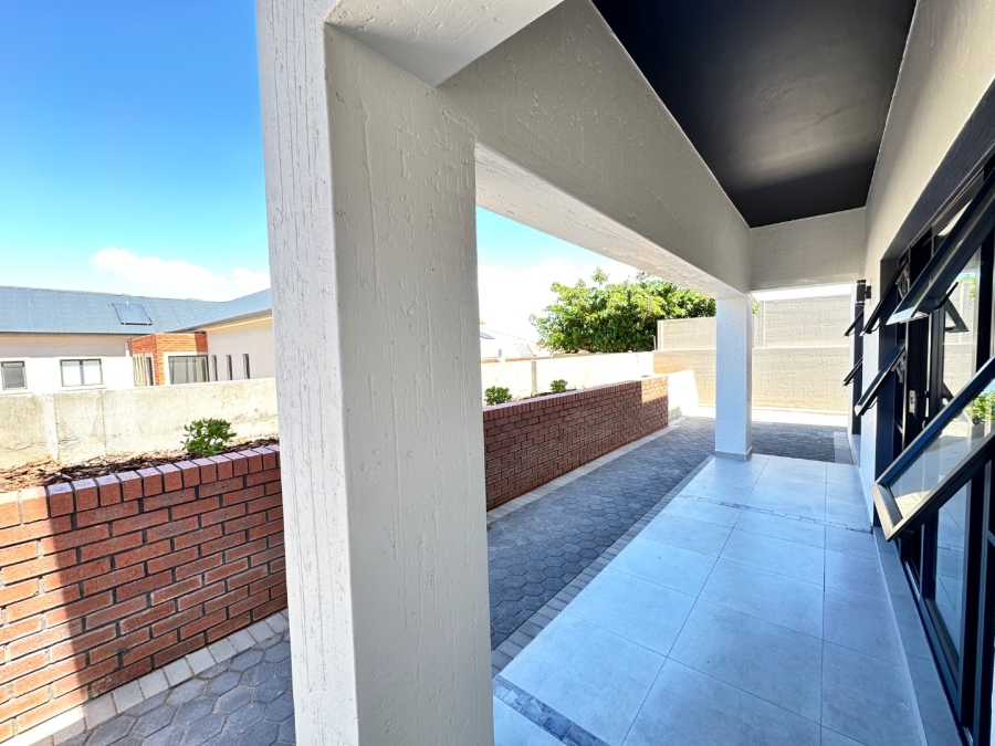 3 Bedroom Property for Sale in Monte Christo Western Cape